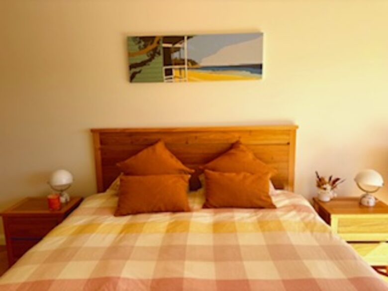 Mount Martha Home with Port Phillip Bay Sunsets - Melbourne, Australia