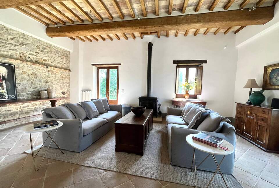 Secluded Stone Farmhouse with Pool & Sweeping Umbrian Views - Montone, Italy