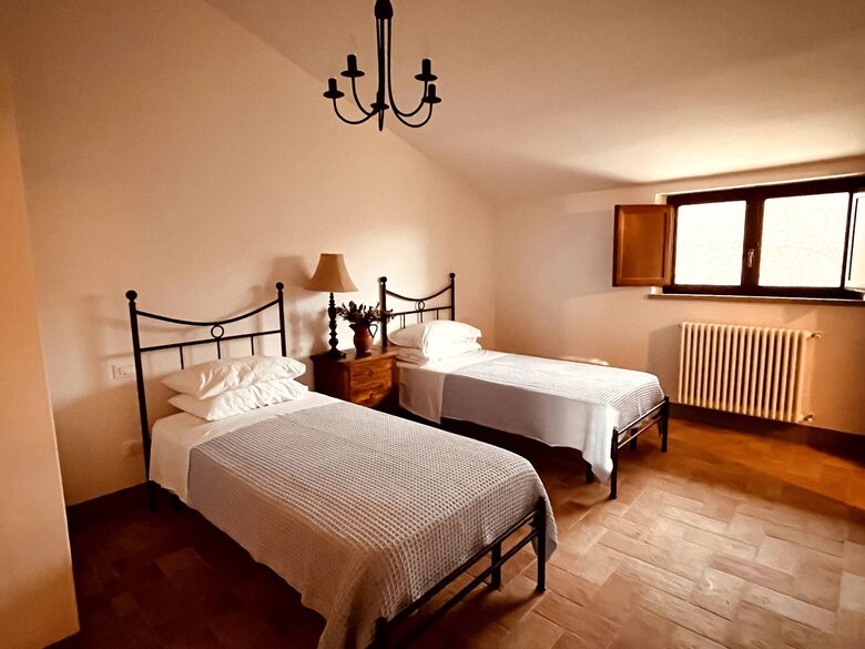 Secluded Stone Farmhouse with Pool & Sweeping Umbrian Views - Montone, Italy
