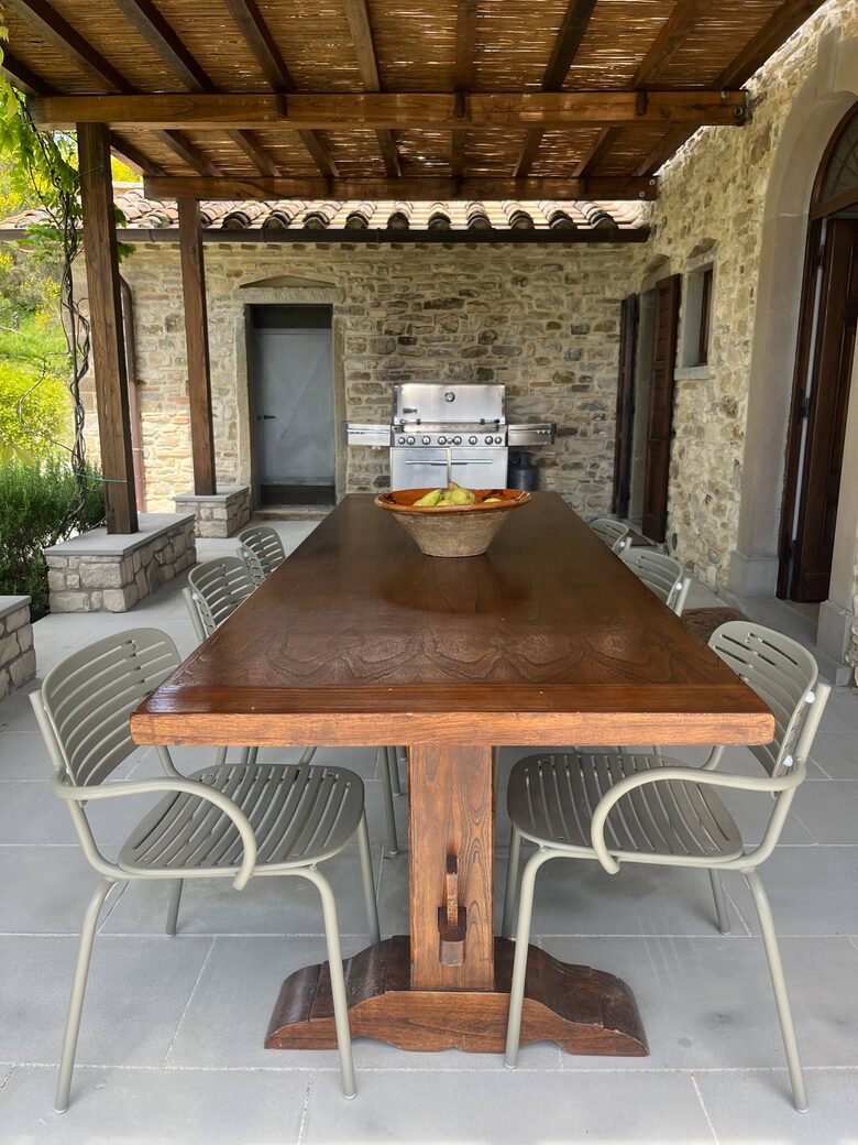 Secluded Stone Farmhouse with Pool & Sweeping Umbrian Views - Montone, Italy