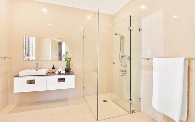 96-Acre Kangaroo Valley Lodge with Mountain Views - Bellawongarah, Australia