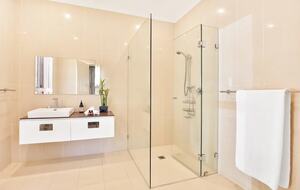 96-Acre Kangaroo Valley Lodge with Mountain Views - Bellawongarah, Australia