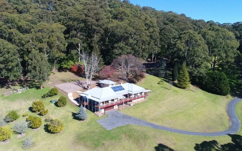 96-Acre Kangaroo Valley Lodge with Mountain Views - Bellawongarah, Australia
