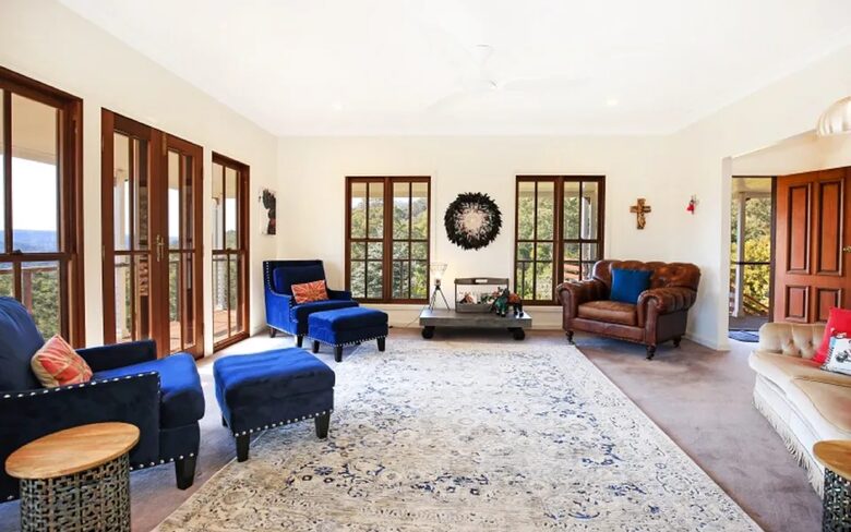 96-Acre Kangaroo Valley Lodge with Mountain Views - Bellawongarah, Australia