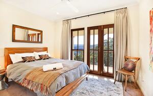 96-Acre Kangaroo Valley Lodge with Mountain Views - Bellawongarah, Australia
