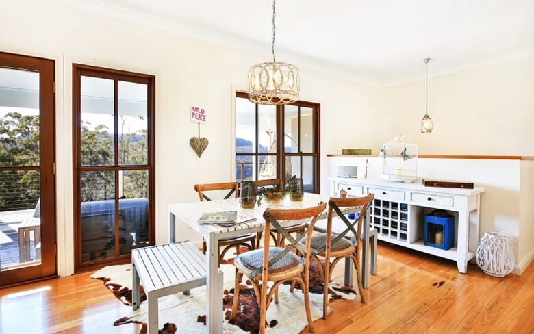96-Acre Kangaroo Valley Lodge with Mountain Views - Bellawongarah, Australia