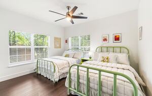 Charming Historic Home Near Downtown Brenham - Brenham, Texas