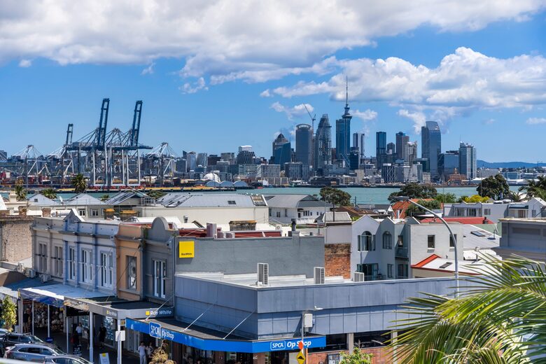 Devonport Penthouse with Harbour Views and Ferry Access - Auckland, New Zealand