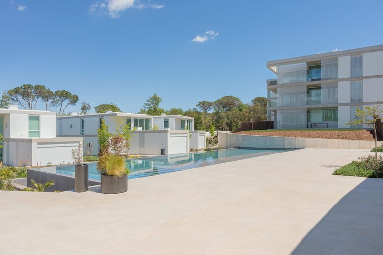 Contemporary Garden Residence at Camiral - Caldes de Malavella, Girona, Spain