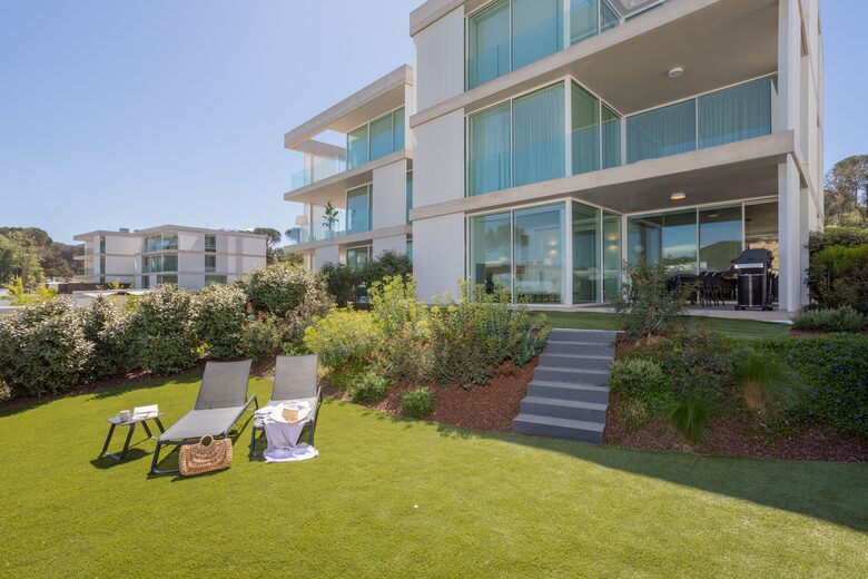 Contemporary Garden Residence at Camiral - Caldes de Malavella, Girona, Spain