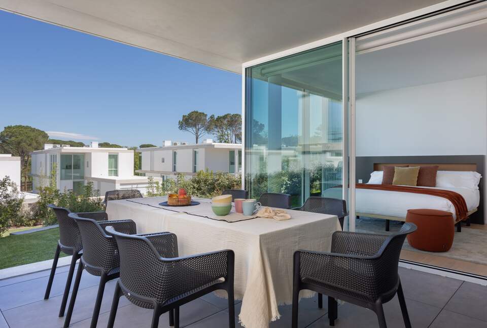 Contemporary Garden Residence at Camiral - Caldes de Malavella, Girona, Spain