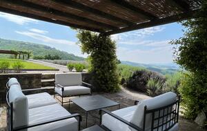 Secluded Stone Farmhouse with Pool & Sweeping Umbrian Views - Montone, Italy