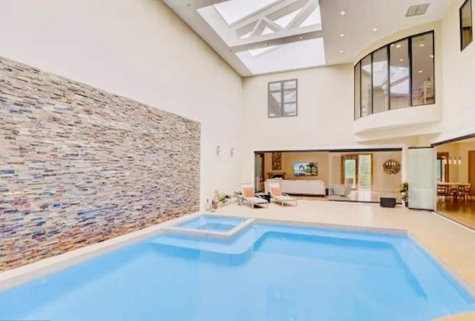 McLean Estate with Indoor Pool Near Washington DC - McLean, Virginia