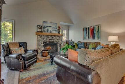 Renovated Tahoe Escape Near Beaches & Trails - Incline Village, Nevada