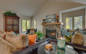 Renovated Tahoe Escape Near Beaches & Trails - Incline Village, Nevada