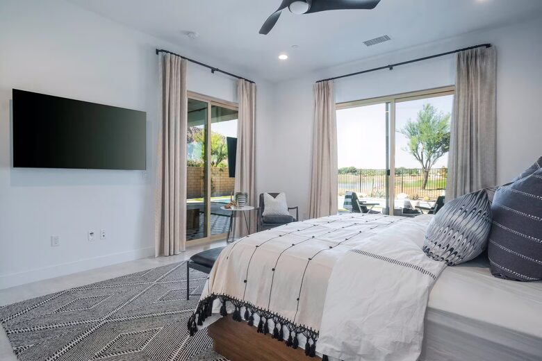 Luxe Desert Escape | On 18th Hole with Private Pool & Hot Tub - La Quinta, California