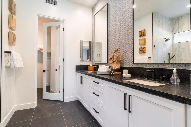 Luxe Desert Escape | On 18th Hole with Private Pool & Hot Tub - La Quinta, California