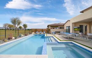 Luxe Desert Escape | On 18th Hole with Private Pool & Hot Tub - La Quinta, California