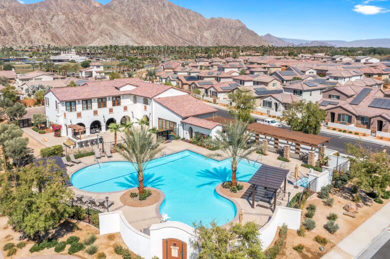 Luxe Desert Escape | On 18th Hole with Private Pool & Hot Tub - La Quinta, California