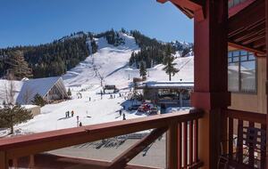Top-Floor Alpine Escape in The Village at Palisades Tahoe - Olympic Valley, California
