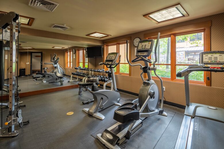 Top-Floor Alpine Escape in The Village at Palisades Tahoe - Olympic Valley, California