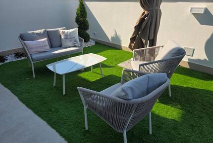 Coastal Comfort with Private Pool - Santo Spirito, Bari, Italy