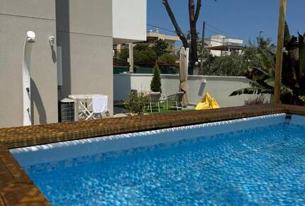 Coastal Comfort with Private Pool - Santo Spirito, Bari, Italy