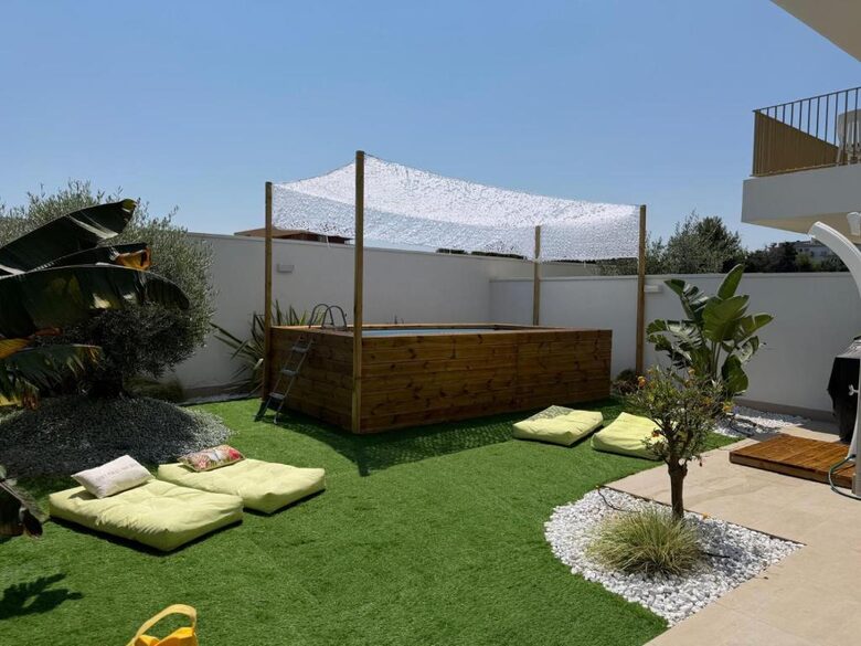 Coastal Comfort with Private Pool - Santo Spirito, Bari, Italy