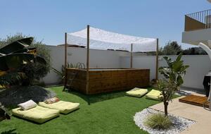 Coastal Comfort with Private Pool - Santo Spirito, Bari, Italy