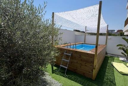 Coastal Comfort with Private Pool - Santo Spirito, Bari, Italy