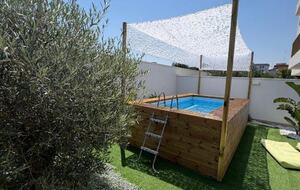 Coastal Comfort with Private Pool - Santo Spirito, Bari, Italy