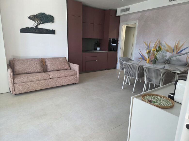 Coastal Comfort with Private Pool - Santo Spirito, Bari, Italy