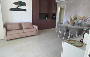 Coastal Comfort with Private Pool - Santo Spirito, Bari, Italy