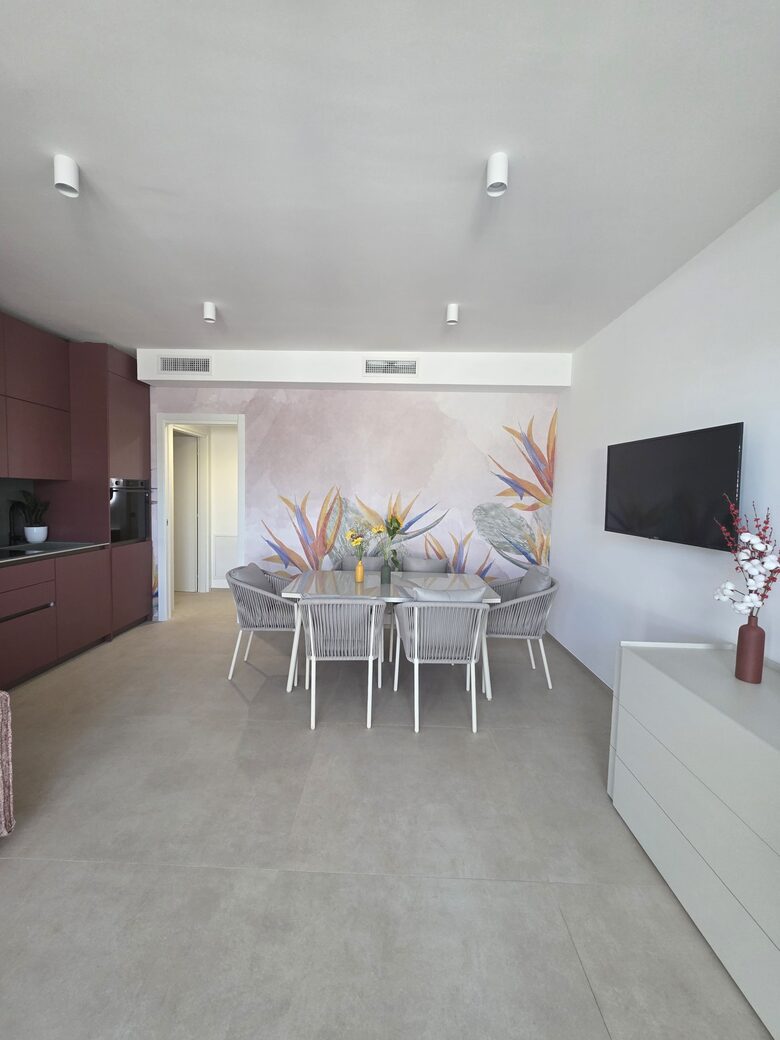 Coastal Comfort with Private Pool - Santo Spirito, Bari, Italy