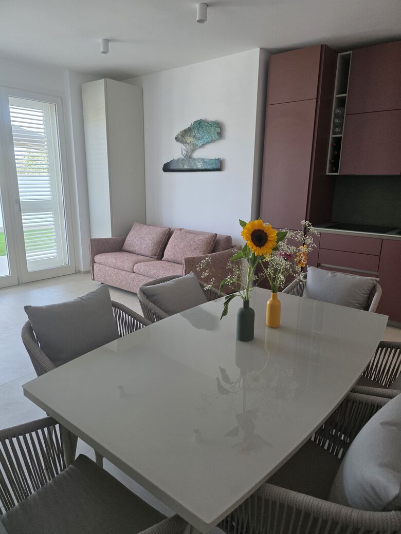 Coastal Comfort with Private Pool - Santo Spirito, Bari, Italy