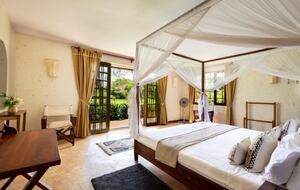 Private Courtyard Villa with Chef at Kili Golf - Usa River, Tanzania