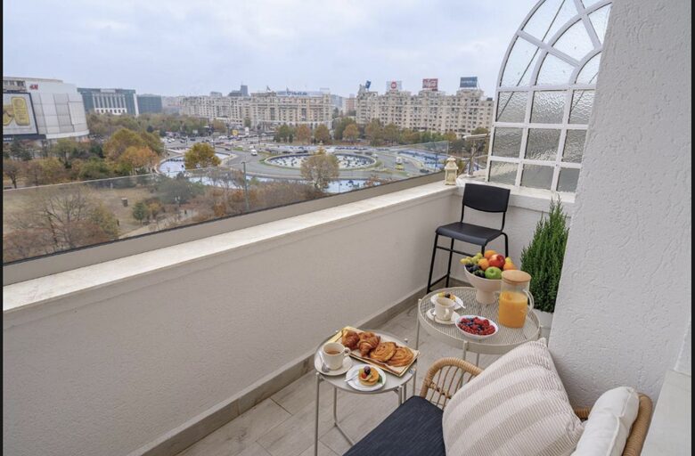 Top Floor City Views in Central Bucharest - Bucharest, Romania