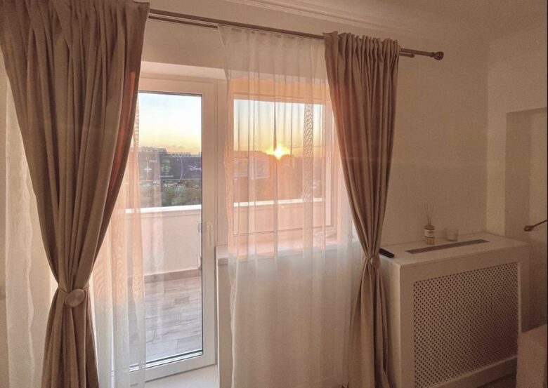 Top Floor City Views in Central Bucharest - Bucharest, Romania