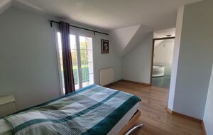 Refined Residence at the Gateway to Geneva - Saint-Genis-Pouilly, France