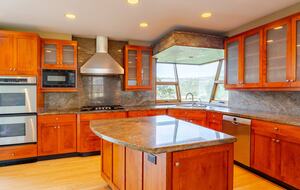 Award-Winning Contemporary Home in the Hills of Laguna Beach - Laguna Beach, California