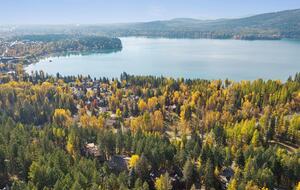 Whitefish Lake Views Minutes from Downtown and Skiing - Whitefish, Montana
