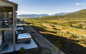 Deer Valley & Jordanelle Ski & Lake Lodge - Heber City, Utah