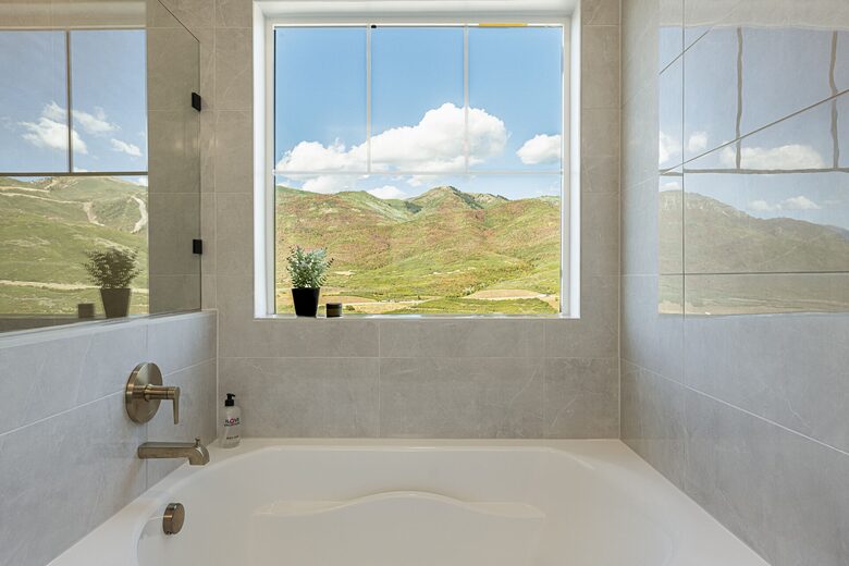 Deer Valley & Jordanelle Ski & Lake Lodge - Heber City, Utah