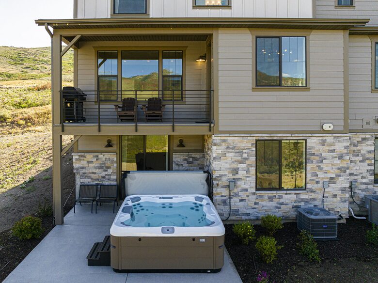 Deer Valley & Jordanelle Ski & Lake Lodge - Heber City, Utah