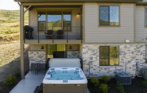 Deer Valley & Jordanelle Ski & Lake Lodge - Heber City, Utah