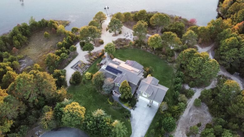 Private Spring-Fed Lake Retreat Near Cape May - Cape May Court House, New Jersey