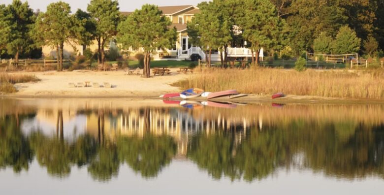 Private Spring-Fed Lake Retreat Near Cape May - Cape May Court House, New Jersey