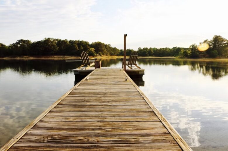 Private Spring-Fed Lake Retreat Near Cape May - Cape May Court House, New Jersey