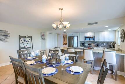 Gulf-View Beachfront Condo in Indian Shores - Indian Shores, Florida