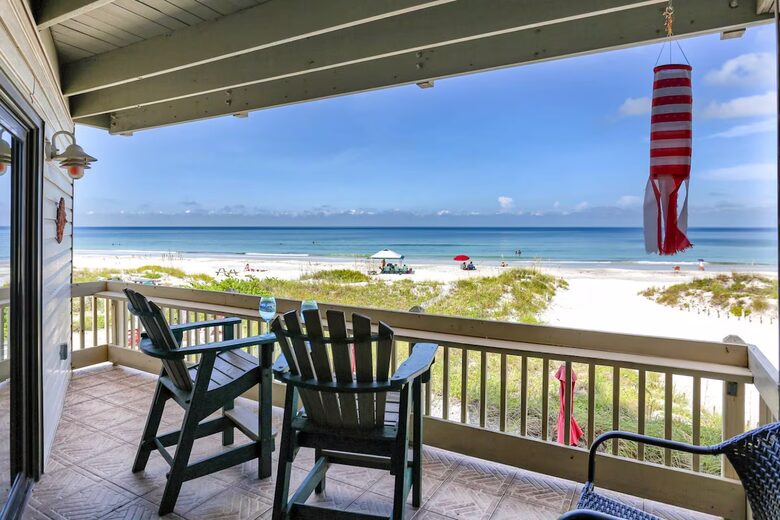 Gulf-View Beachfront Condo in Indian Shores - Indian Shores, Florida